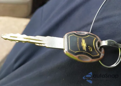 2005 Chevrolet Avalanche 1500 Z66 из США, поврежденный, VIN 3GNEC12Z35G184181